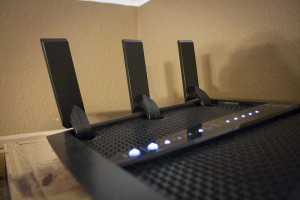 Nighthawk X6 Tri-Band WiFi Router lights