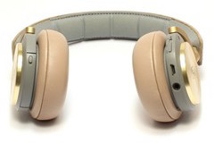 BeoPlay H8 headphones